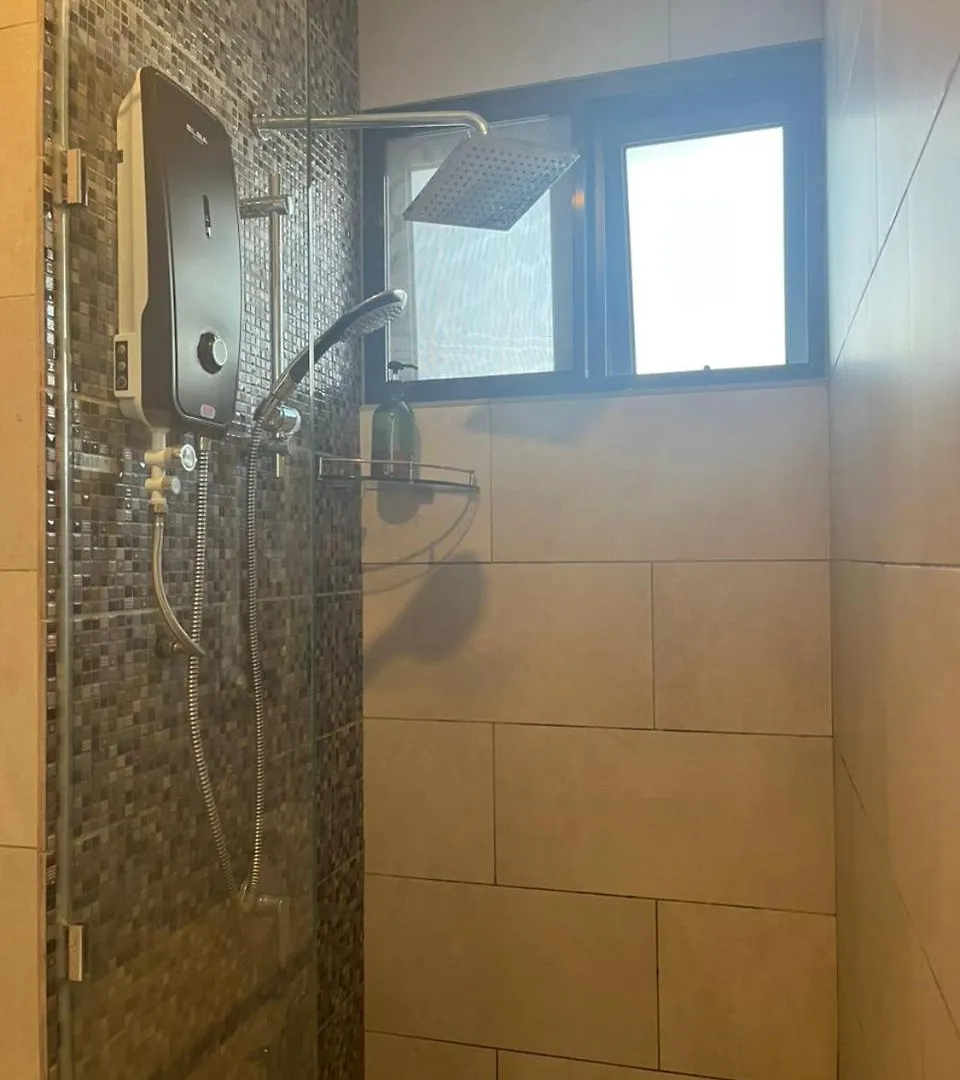 Apartment The Shore Cozy Homestay, Heart Of Kk City Centre Kota Kinabalu